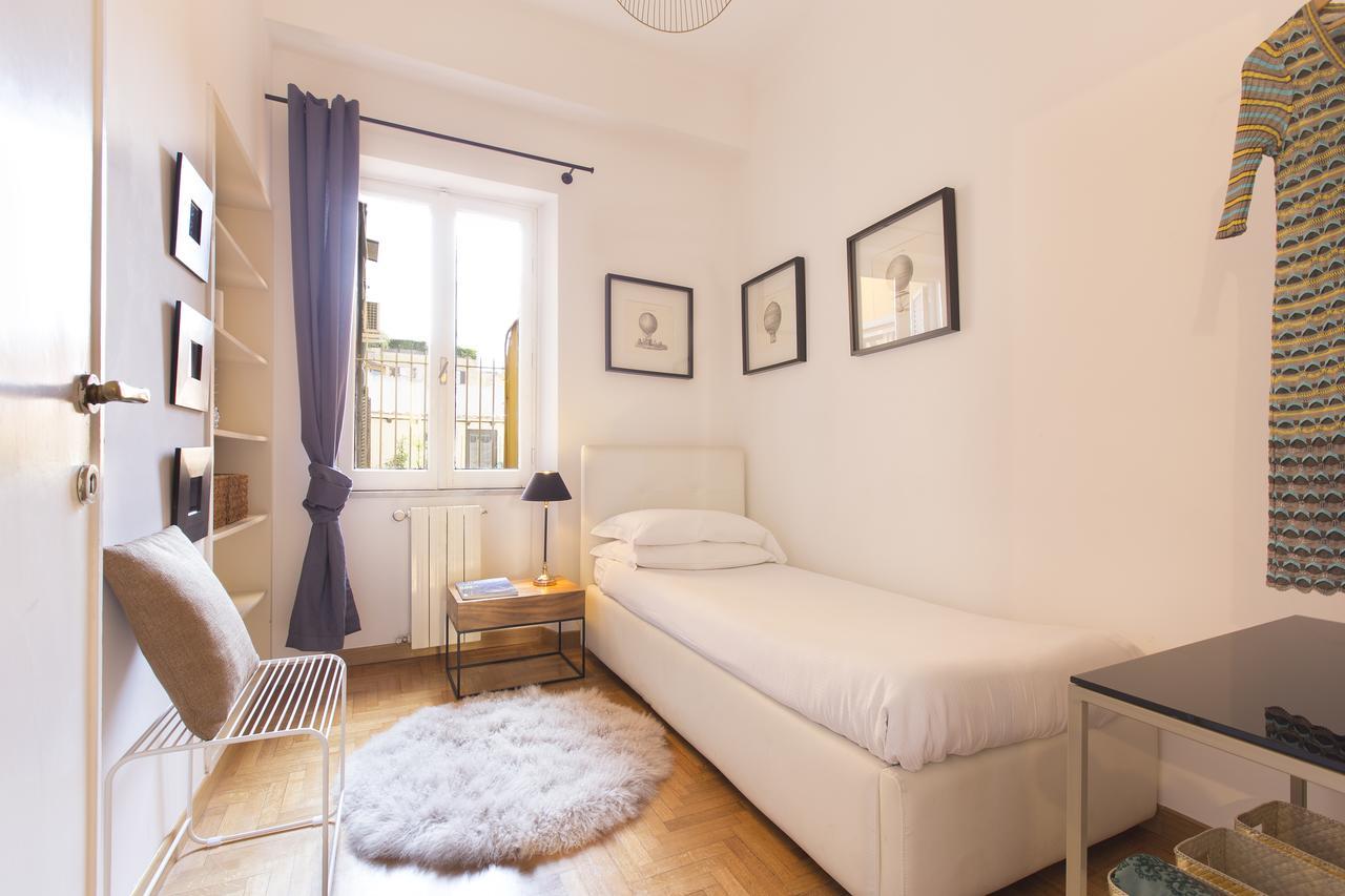 Romac Condotti With 3 Bedrooms Near The Spanish Steps Luaran gambar